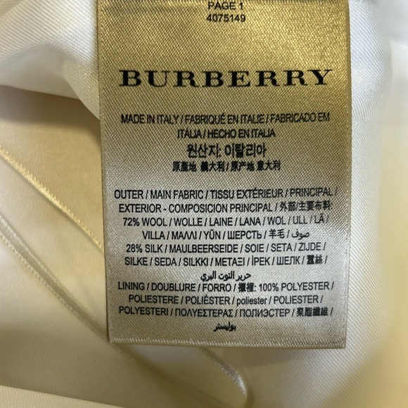 💛”Burberry” NWT Cream w/ Black Silk Side Piping & Deep V Back Tank Top Sz 4 US🖤 - Picture 9 of 14
